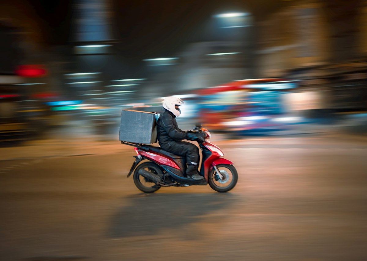Minitma delivery partner on the road